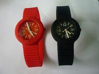 2011 fashion silicone watch