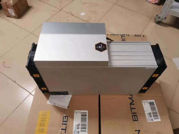 Bitmain Antminer E9 pro 3680mhs (368ghs) 2200w ETC miner Asic