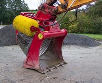 CASE W36 excavator rotary screening bucket