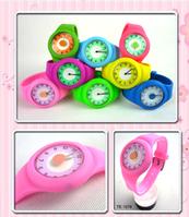 2011 fashion silicone jelly watch