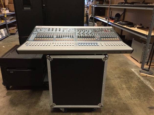 AVID VENUE Mix Rack System