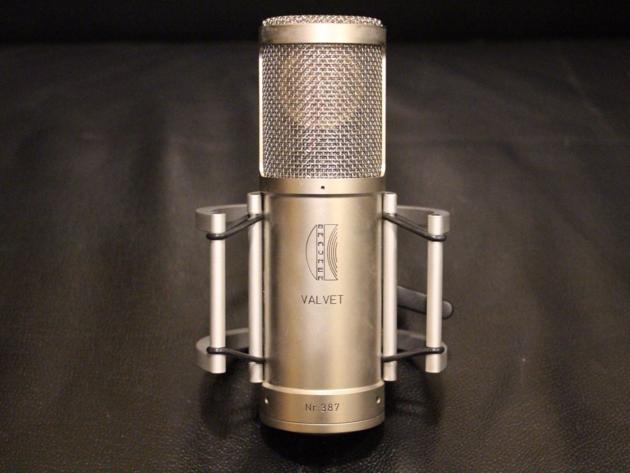 Brauner Valvet Tube Condenser Microphone------1500Euro