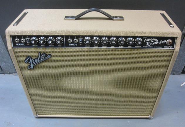 Fender Pro Reverb 1500Euro