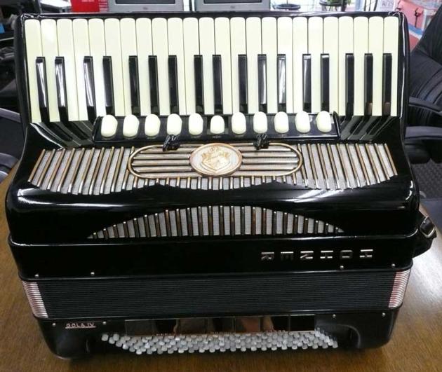 Hohner Gola 414 Accordion 1964-----6000Euro