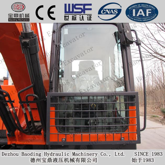 Medium Crawler Excavator With 0 7m3