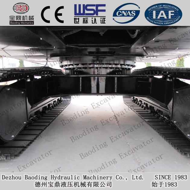 Medium Crawler Excavator With 0 7m3