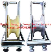 Conduit cable roller