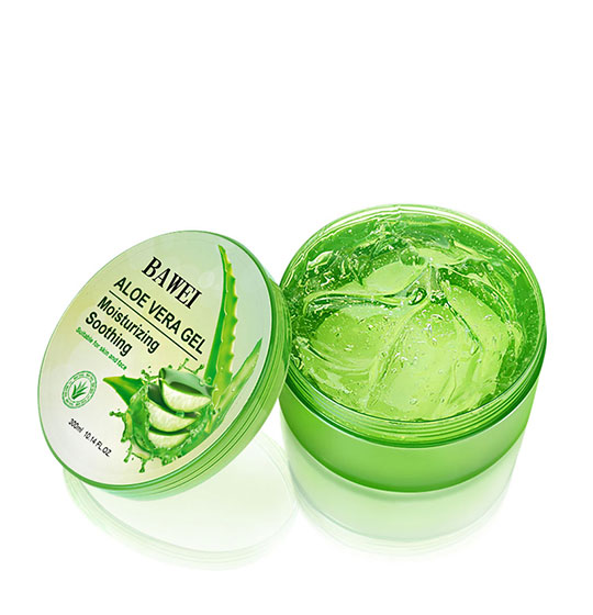 NATURAL SMOOTHING MOISTURIZING ALOE VERA GEL