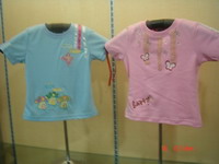 small girl's t-shirt