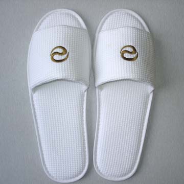 White waffle slipper