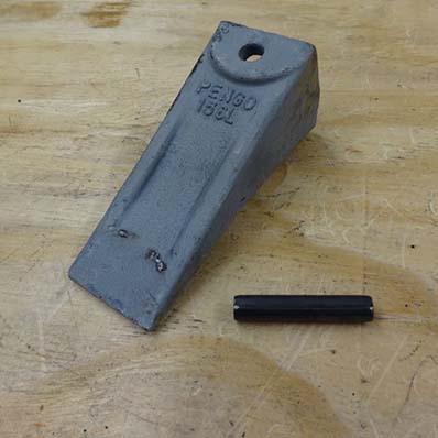 TAKEUCHI Loaders bucket Teeth