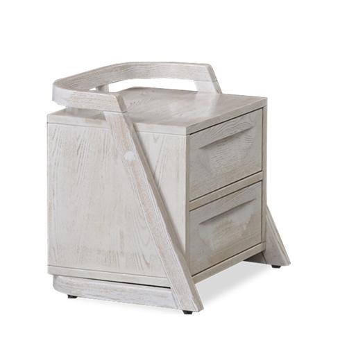 13-D02 Bedside Cabinets