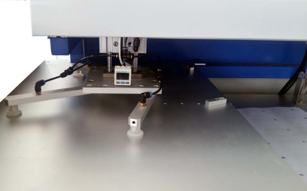 Automatic Glue Tape Applicator YGA 1000