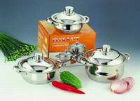 COOKWARE SET