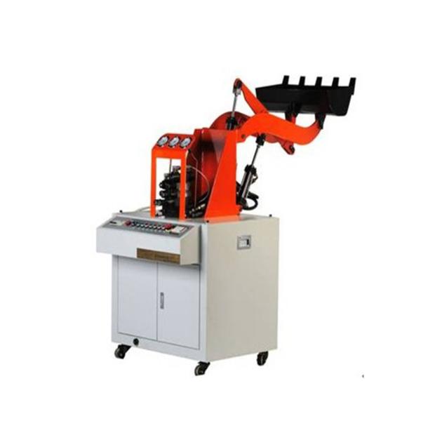 Comprehensive training platform for loading machinery