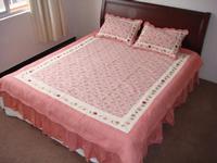  Embroidered patckwork quilt set 