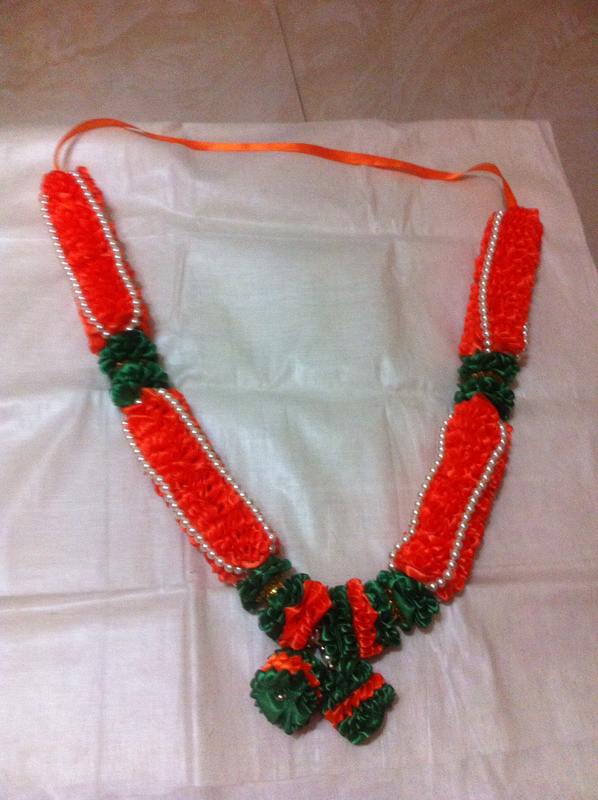 Satin Ribbon Garland 8 Inches