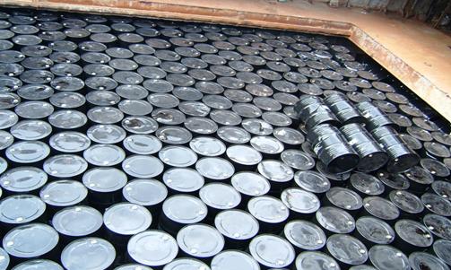 bitumen in drum