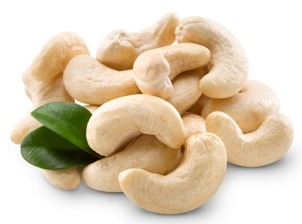CASHEW KERNELS