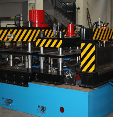 C PURLIN ROLL FORMING MACHINE