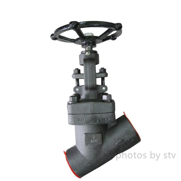 API 602 Y type Globe Valve, Class 600 LB, Hand Wheel Operated, SW ends, 2 Inch