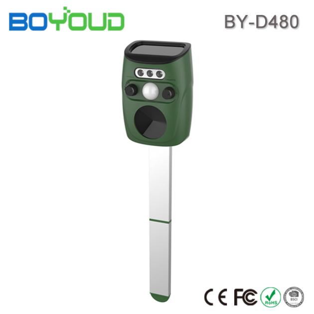 Hot Selling Solar Ultrasonic Animal Repeller