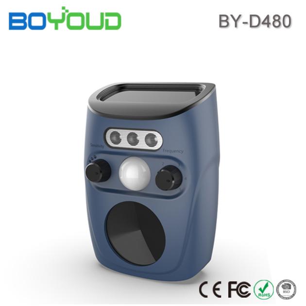 Hot Selling Solar Ultrasonic Animal Repeller