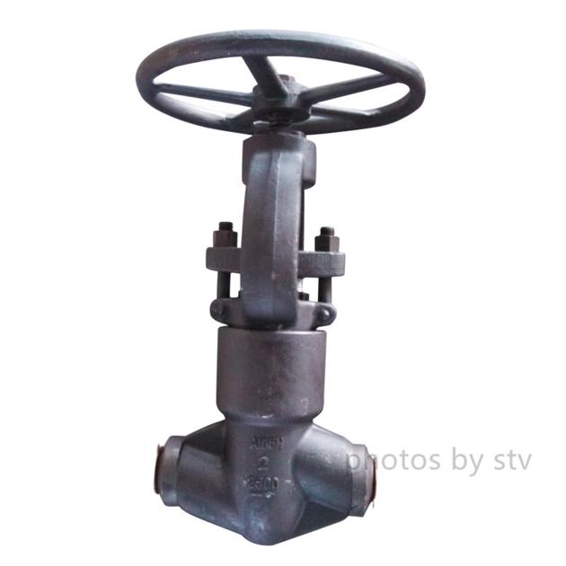 Globe Valve Class 2500LB . A105 Body , F6 Trim, BB , OS&Y , BW
