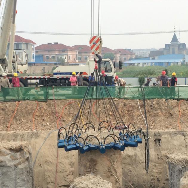 Hydraulic Round Pile Breaker