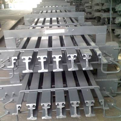Multiple Gap Expansion Joints