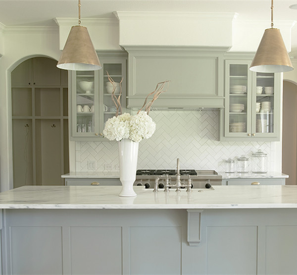 Pure White Cut to Size Quartz Stone Solid Surface Countertop with Bright Surface Non-porous