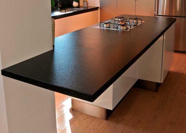 Black Color Quartz Stone Rock Solid Surface with Suede Texture for Countertop