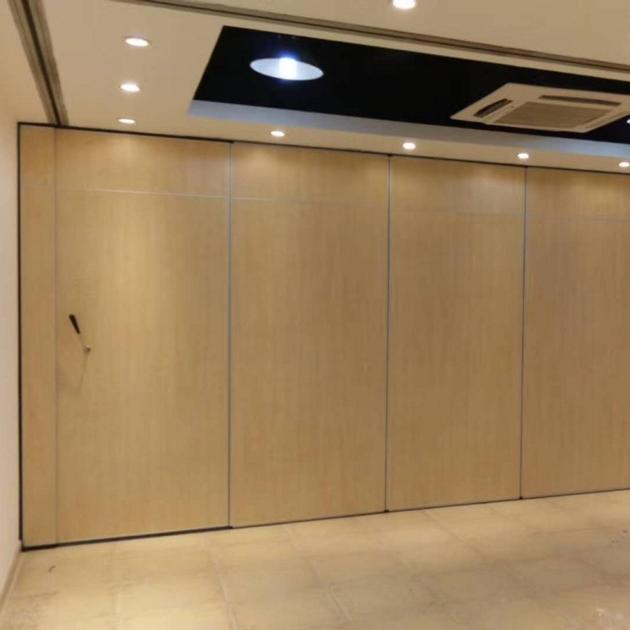 Soundproof Material Commercial Room Divider Wooden