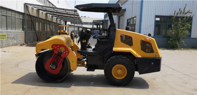 China High Quality Road Compaction New