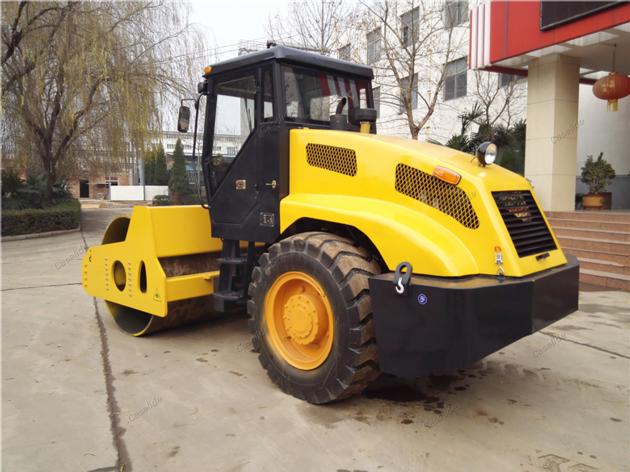  Construction equipment Hydraulic single drum drive 8 tons tyre road roller vibratory single drum ro