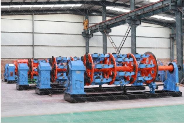  China 1+6+12+18+24 bobbin cable Stranding Machine. cablling machine factory	 1+6+12+18+24 bobbin ca