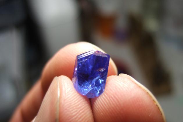 TANZANITE ROUGH FOR SALE