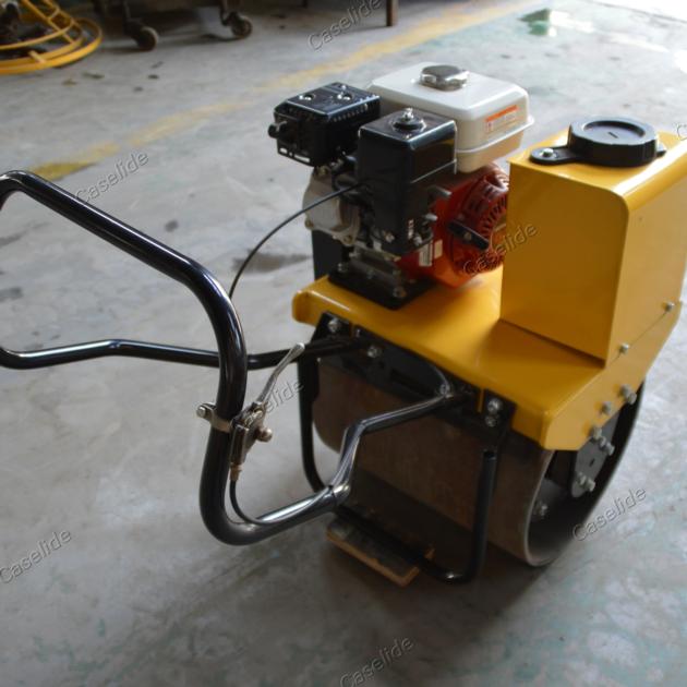  Hand push single drum Vibratory Road Roller with Water cooled diesel engine Hand push single drum V