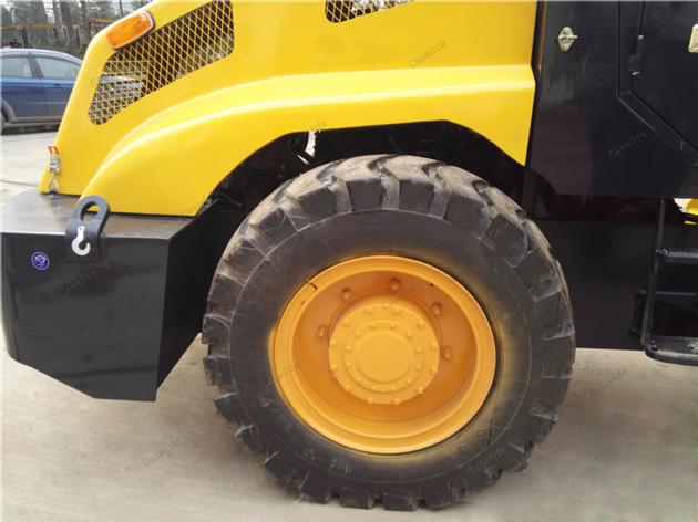 Ride On Vibratory Roller 8t Single