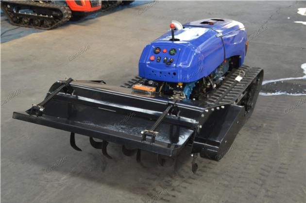 2019 Track Control Robot Lawn Mower