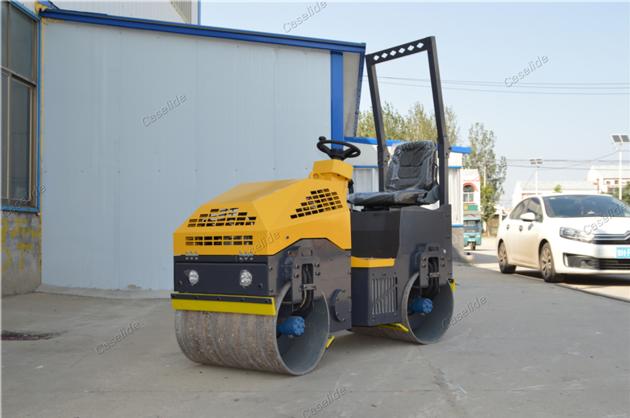 Driving Road Roller Ride On Vibratory