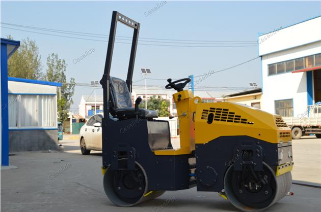 Driving Road Roller Ride On Vibratory