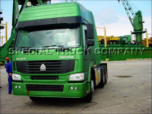HOWO TRACTOR TRUCK 4X2 ZZ4187N3517V