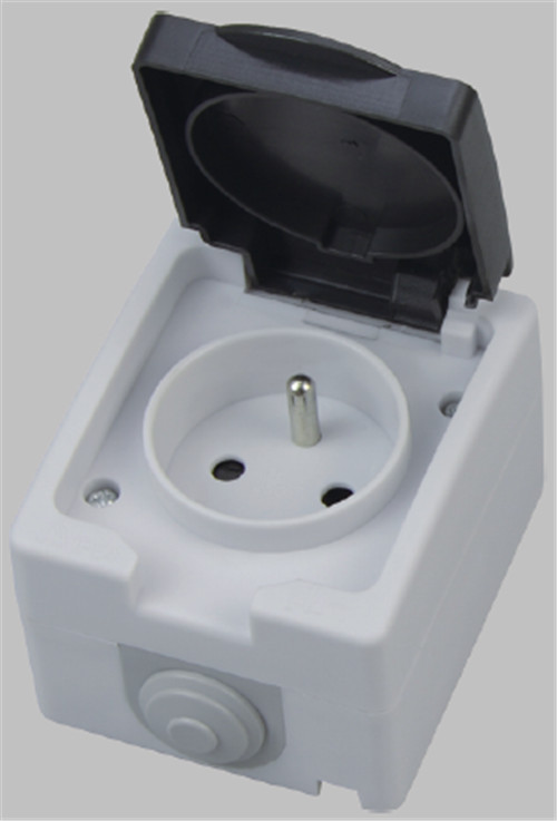 IP54 Single French type screwless terminal socket  