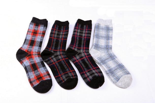 Women's super warm winter wool and cashmere blend crew socks