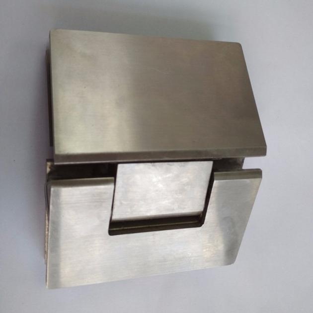 135 degree glass to glass shower door glass hinge