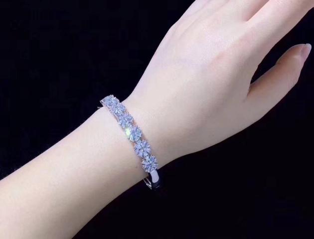 Cuff