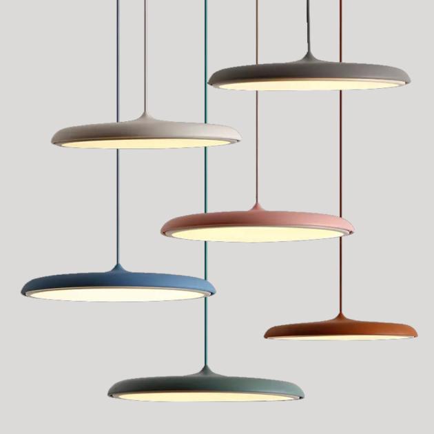 Newest polychromatic Macaroon led resin Chandelier supplier