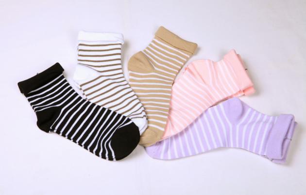 Women's 144N super soft micro-polyester anklet socks with turned cuff