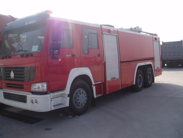 HOWO WATER TANK FIRE FIGHTING VEHIGLE